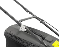 Webb Supreme WER18HP4 46cm (18") Petrol Rotary Lawnmower -Outlet Green Shrub Hub Store webb supreme wer18hp4 46cm 18 petrol rotary lawnmower5055661904520 04c MP