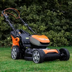 Yard Force 40V 46cm Self-Propelled Cordless Lawnmower With 4AH Lithium-ion Battery & Quick Charger LM G46E - GR40 Range -Outlet Green Shrub Hub Store yard force 40v 46cm self propelled cordless lawnmower with 4ah lithium ion battery quick charger lm g46e gr40 range6939500732200 03c MP